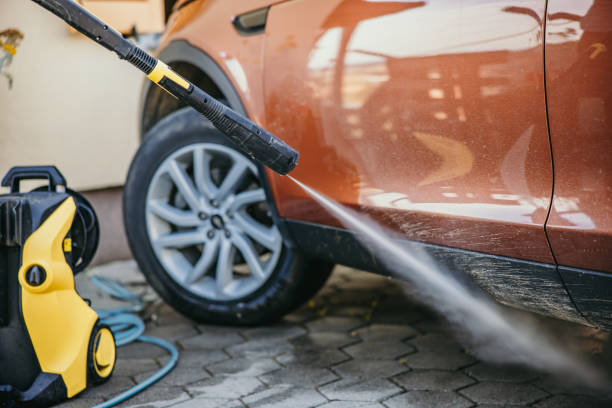 Best Roof Power Washing Services  in Holt, MI