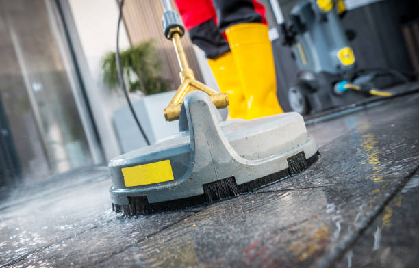 Best Commercial Pressure Washing  in Holt, MI